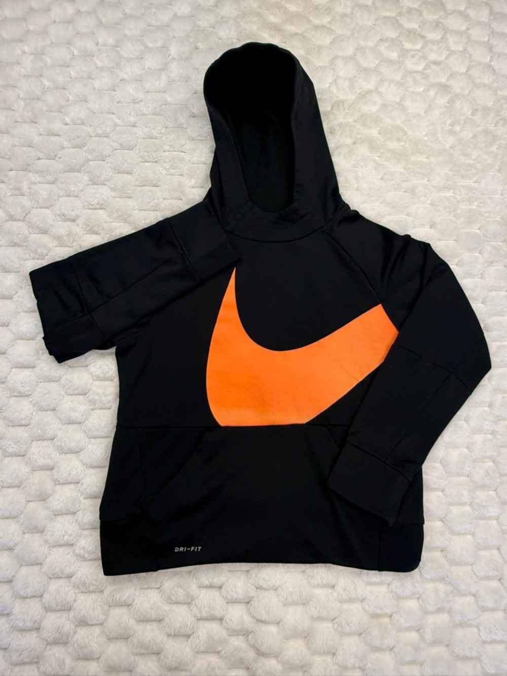 Nike Boys Dri-Fit Black Orange Big Swoosh Hoodie Size Medium (8/10)